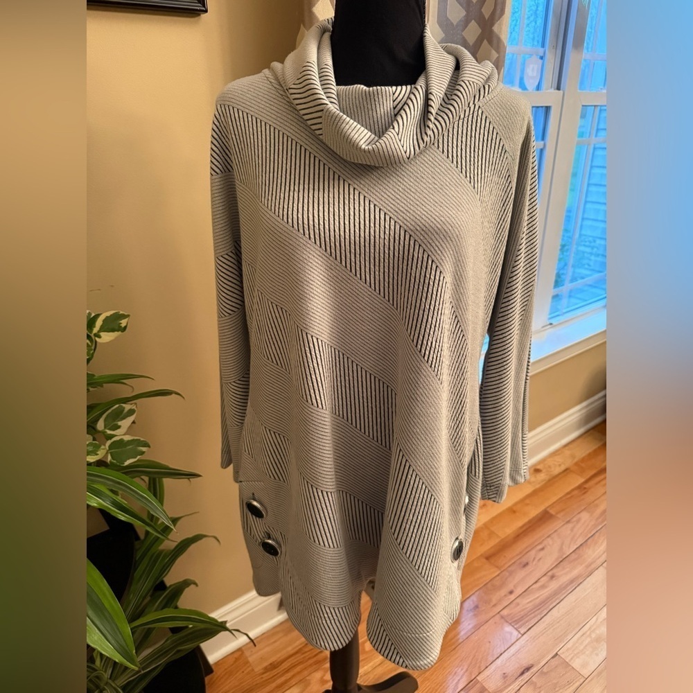 Ali Miles Tan Striped Cowl Neck Tunic Artsy Button Accent Stretchy Women’s Sz S